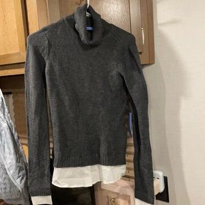 Vera wang turtle neck sweater